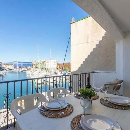 Apartment Port Primer-2 By Interhome